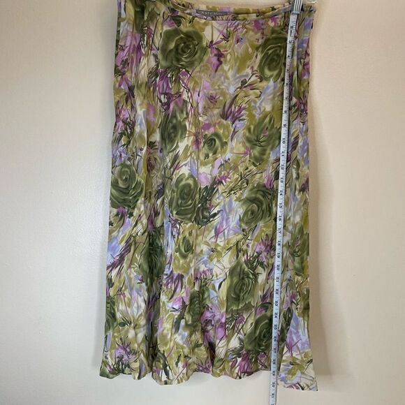 Kate Hill | Petite Size 8| Floral | Flowing| Boho|Peasant|lightweight | Midi - Picture 4 of 10